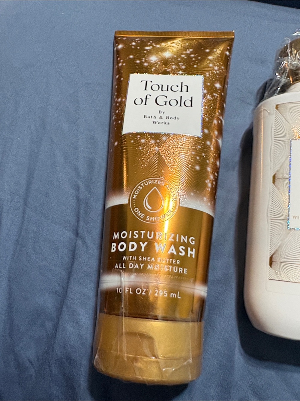 Bath & Body Works Touch of Gold Body Wash Duo - Gold, White - Picture 2 of 9